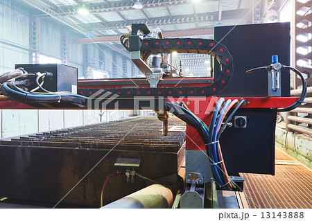 plasma torches of cutting machine close up plasma torches of cutting machine close up 13143888