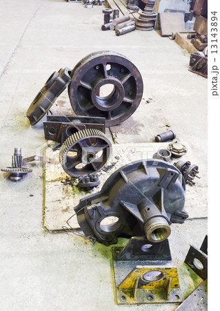 Details of disassembled engine in workshop Details of disassembled engine in workshop 13143894