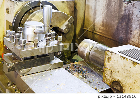 main spindle of metal lathe machine 13143916