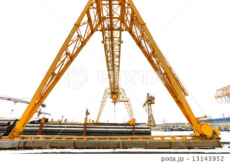 bridge crane over outdoor warehous bridge crane over outdoor warehous 13143952