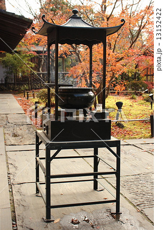 円通院の常香炉 円通院の常香炉 13152422