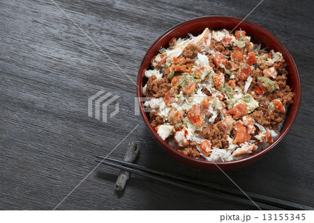 カニ丼 13155345