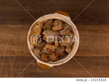 ba kut teh. Malaysian stew of pork and herbal soup, ba kut teh. Malaysian stew of pork and herbal soup, 13155816