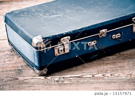 Old suitcase Old suitcase 13157971