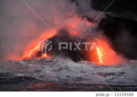 Flowing lava Flowing lava 13159309