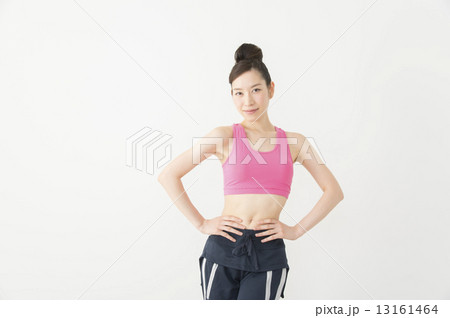 美容と健康　スリム女性 13161464