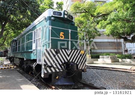 Retired historical green train Retired historical green train 13161921
