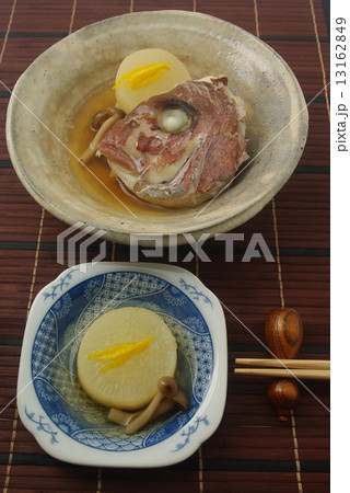 鯛の兜煮 13162849