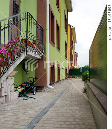 Courtyard of a residential building of new buildings 13163698
