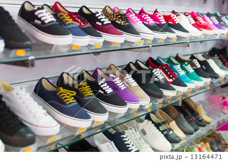 Shelves with casual shoes 13164471