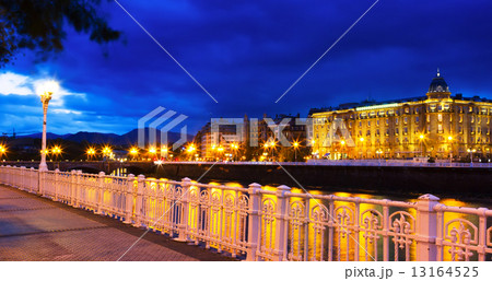 Embankment of Urumea river  in night. San Sebastian 13164525