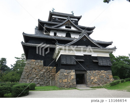 松江市の国宝松江城（天守） 13166654