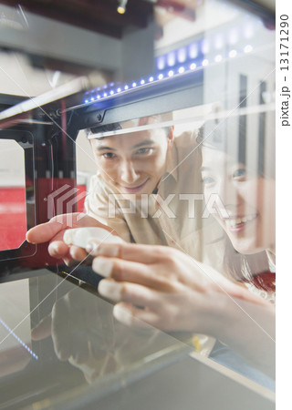 町工場・ファブラボ 13171290