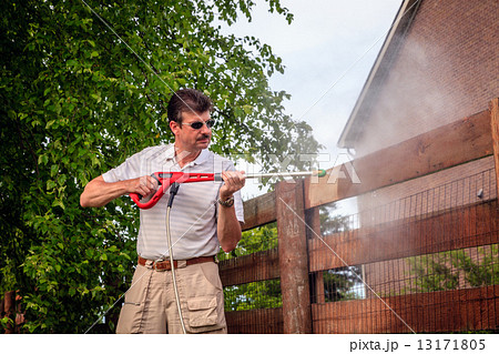 Fence power washing 13171805