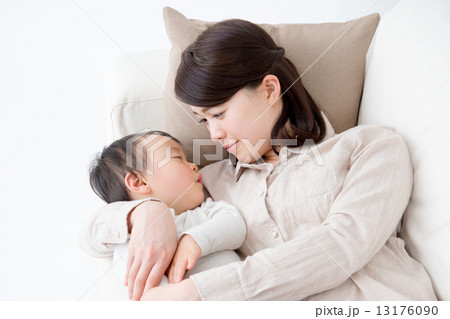 子育て 13176090