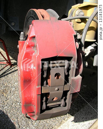 ブレーキキャリパー ブレーキキャリパー 13181975