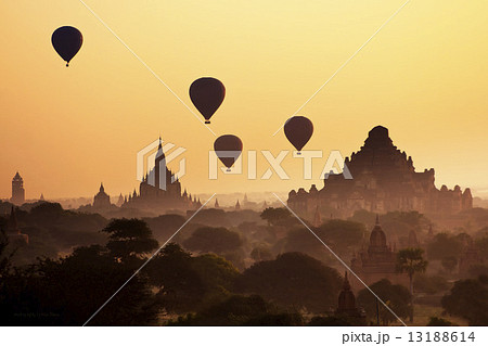 Bagan Sunrise 13188614