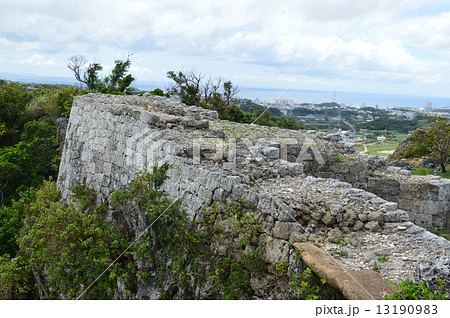 世界遺産 中城城跡（沖縄県中頭郡北中城村･中城村） 13190983