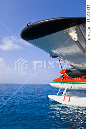 Seaplane at Maldives 13191455