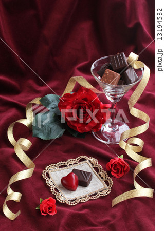 バレンタイン・高級感タテ01 13194532