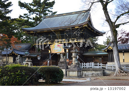 北野天満宮の「楼門」（京都市上京区馬喰町） 13197002