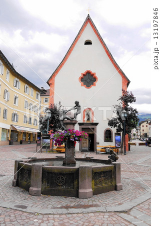 オルティゼーイ ortisei  ザンクト・ウルリッヒ sankt ulrich オルティゼーイ ortisei  ザンクト・ウルリッヒ sankt ulrich 13197846