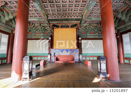 Changdeokgung palace 13201897