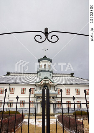 冬の旧開智学校（松本市） 13202306