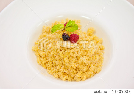 Millet porridge 13205088