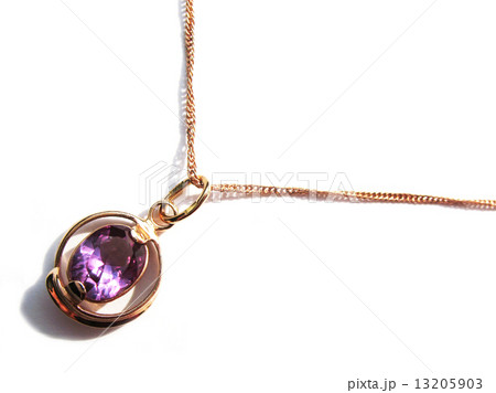 Alexandrites pendant on a gold chain Alexandrites pendant on a gold chain 13205903