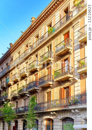 Beautiful landscape of the urban view Barcelona, Catalonia. 13210625