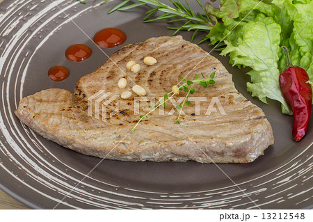 Grilled tuna steak Grilled tuna steak 13212548