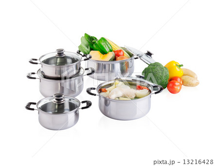 Set of stainless pots with lids Set of stainless pots with lids 13216428