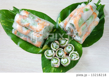 Vietnamese food, goi cuon, salad roll 13218218