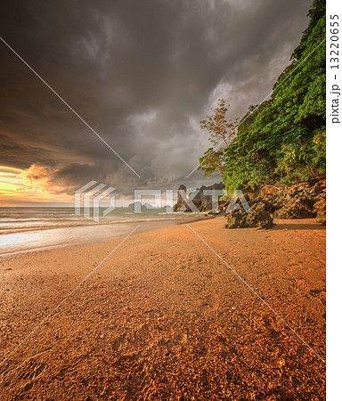 Dramatic sunset 13220655