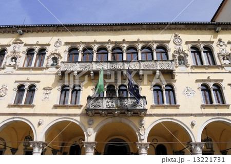 ベッルーノ belluno レットーリ館 palazzo dei rettori ベッルーノ belluno レットーリ館 palazzo dei rettori 13221731