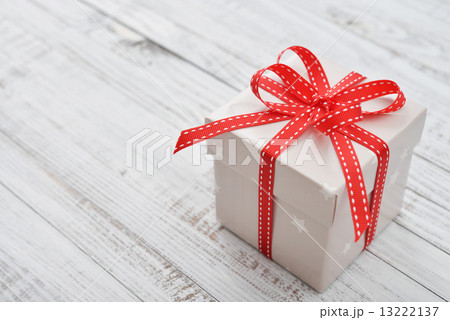 Christmas present Christmas present 13222137