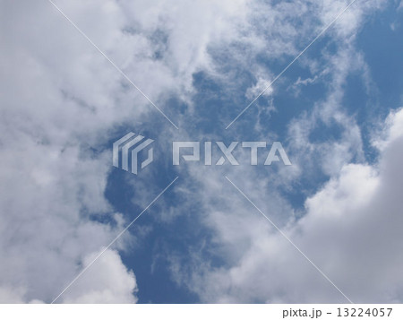 Blue sky 13224057