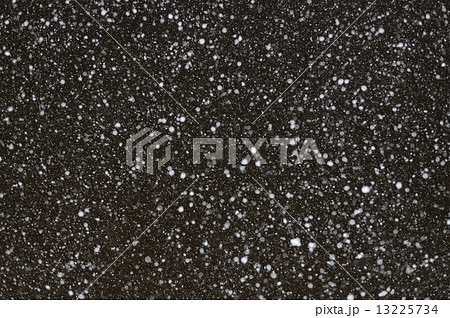雪 13225734