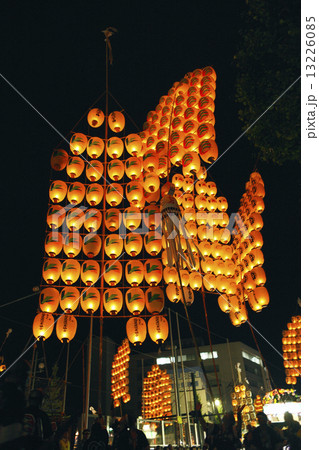 ８月夏 秋田竿燈まつり 東北の三大祭りの写真素材