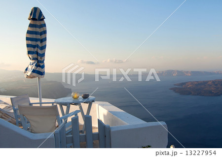 Table overlooking the sea Table overlooking the sea 13227954