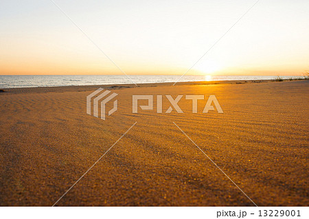 ミシガン湖の日没 13229001