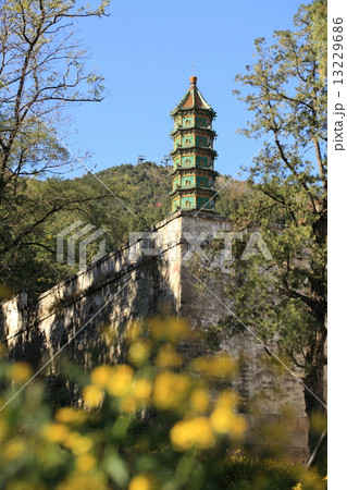 北京 香山公園 瑠璃万寿塔 北京 香山公園 瑠璃万寿塔 13229686