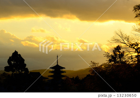 夕暮れの法隆寺 夕暮れの法隆寺 13230650