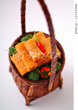 Dried and baked cuttlefish scroll Dried and baked cuttlefish scroll 13231006