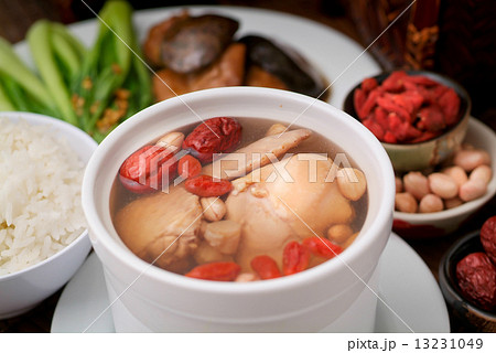 Chicken and herb soup, Chinese food style. 13231049