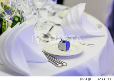 Elegant and romantic table set decoration for wedding or event p Elegant and romantic table set decoration for wedding or event p 13233144