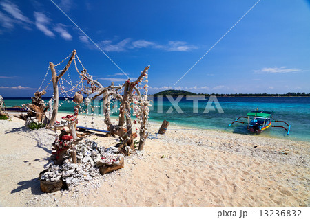Traditional boat on tropical beach Traditional boat on tropical beach 13236832