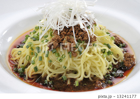 ジャージャー麺 13241177