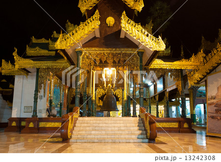 Hall of King Singu’s Bell in Shwedagon pagoda, Yangon,Myanmar 13242308